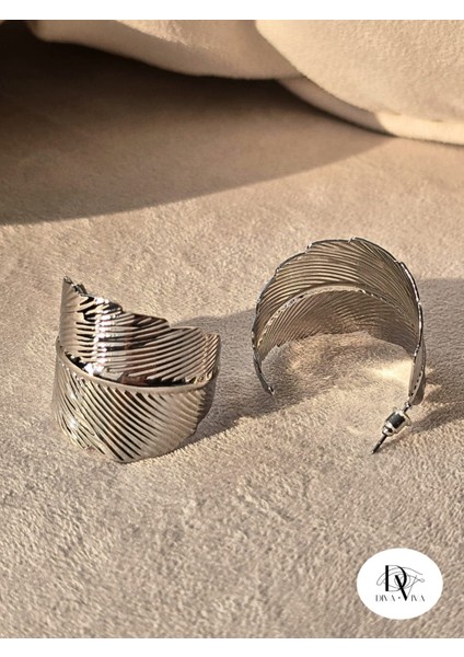 - Leaf Loop Kadın Küpe modelleri