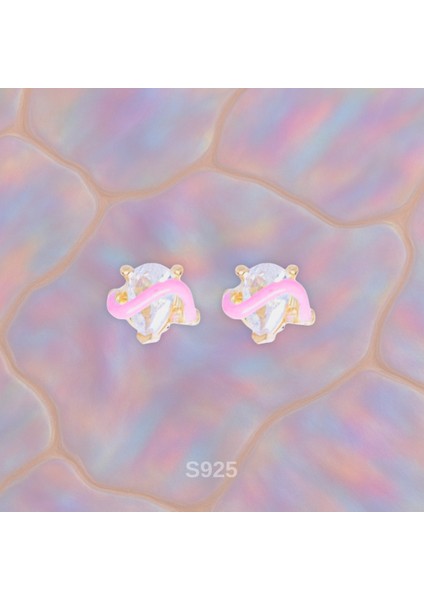 Pembe Sarmal Taşlı Küpe – Altın Kaplama – 925 Ayar Gümüş – Zarif & Eğlenceli