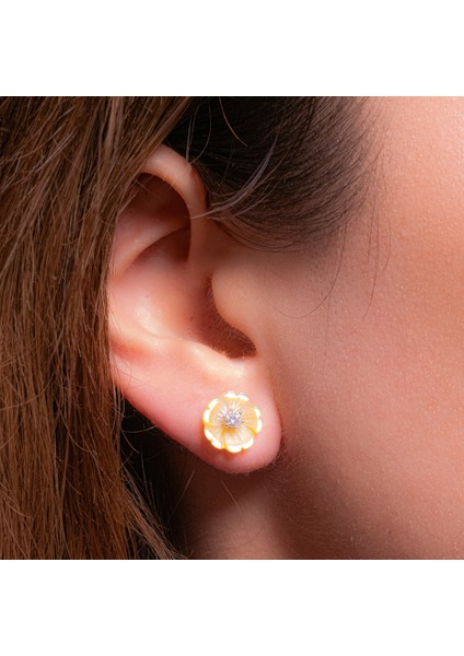 Sarı Mineli Çiçek Küpe – 925 Ayar Gümüş fiyatları