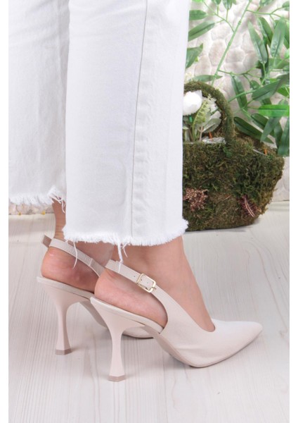 086-5030 Fls Önü Kapalı Baskılı Arkası Açık Topuklu Ayakkabı fırsatları