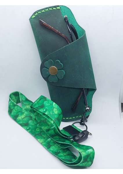 Hakiki Deri El Yapımı Yeşil Kadın Gözlük Kabı ve Askısı