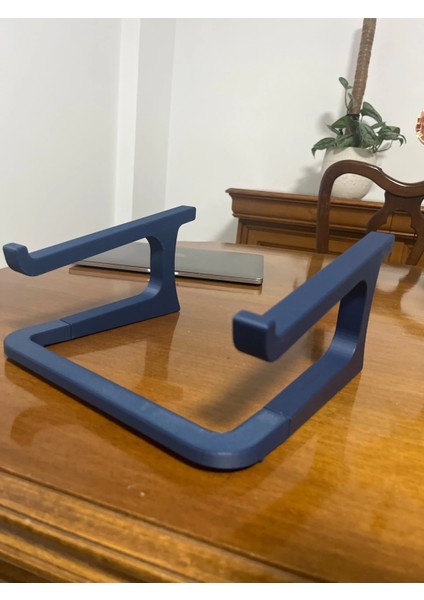 - Notebook Laptop Standı - Model No : 2 - Laptop Notebook Yükseltici - Siyah Renkli - Taşınabilir & Basit & Ergonomik