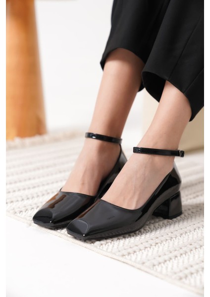 Arilla Premium Siyah Rugan Kadın Topuklu Ayakkabı fiyatları