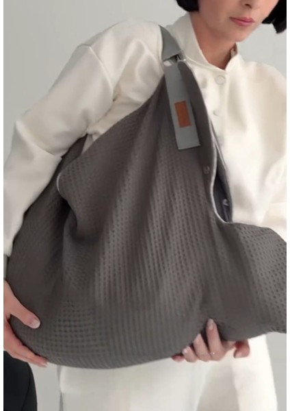 Pamuk Dış Yüzeyli Müslin Astar Bebek Taşıma Çantası