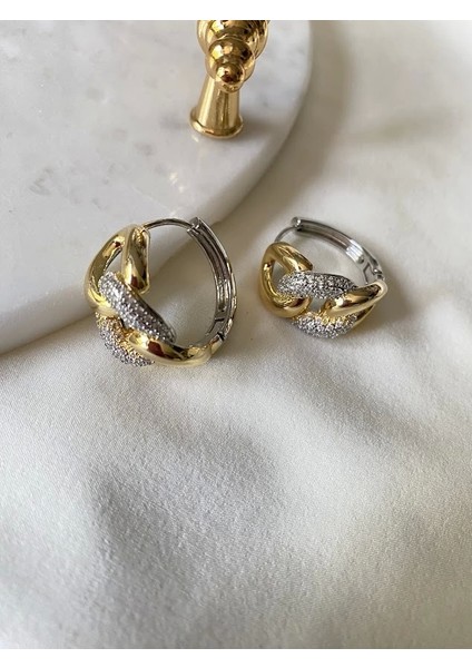 Gold Zincir Formlu,zirkon Taş Detaylı Küpe