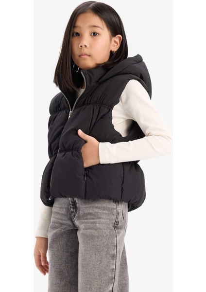 Kız Çocuk Su İtici Kapüşonlu Fermuarlı Şişme Yelek C4971A825AU fırsatları