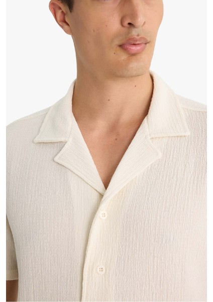 Modern Fit Polo Yaka Krinkıl Kumaş Kısa Kollu Gömlek F0313AX25AU indirimleri