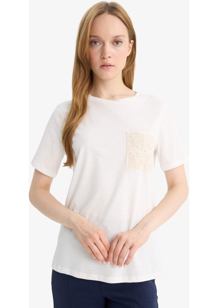 Regular Fit Bisiklet Yaka Penye Kısa Kollu Tişört F1152AX25AU modelleri