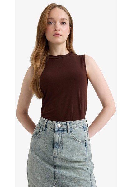 Regular Fit Yarım Bisiklet Yaka Basic Düz Kolsuz Tunik F9755AX25HS fırsatları