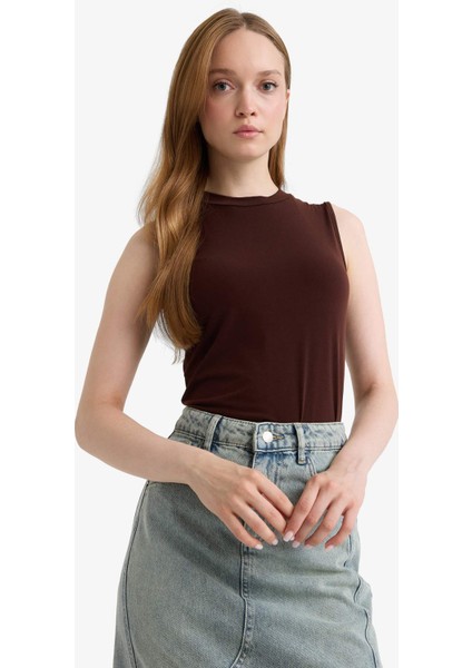 Regular Fit Yarım Bisiklet Yaka Basic Düz Kolsuz Tunik F9755AX25HS indirimleri