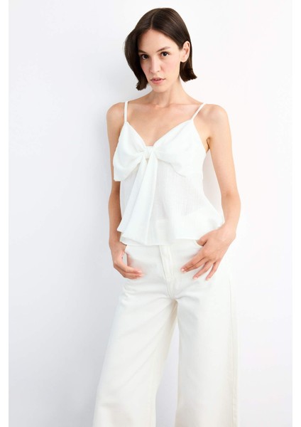 V Yaka Önü Bağlamalı Askılı Bluz G0660AX25SM