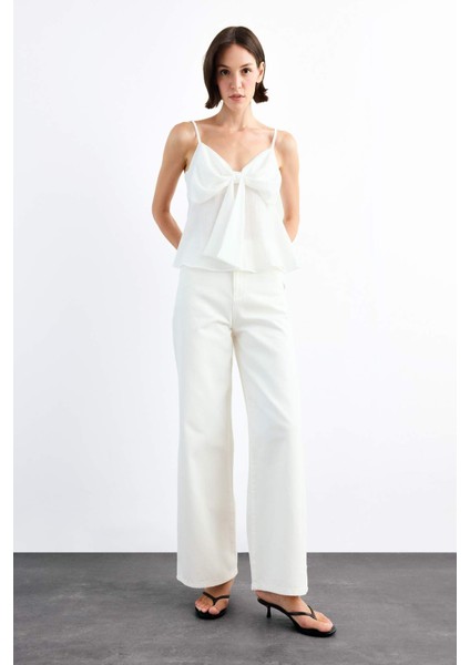 V Yaka Önü Bağlamalı Askılı Bluz G0660AX25SM fiyatları