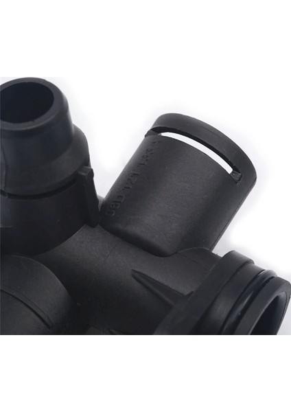 Audi A4/6 S4/6 Avant Cabrio Quattro 2.0l Su Bağlantı Manşonu Için Araba Motor Soğutma Hortumu 06D121132C 06D121133A (Yurt Dışından) modelleri