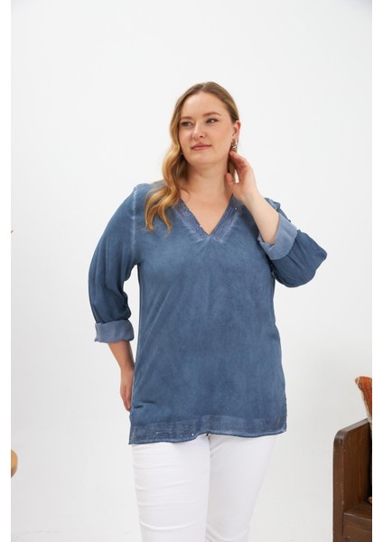 Büyük Beden Pul Payet Detay Bluz Indigo fiyatları