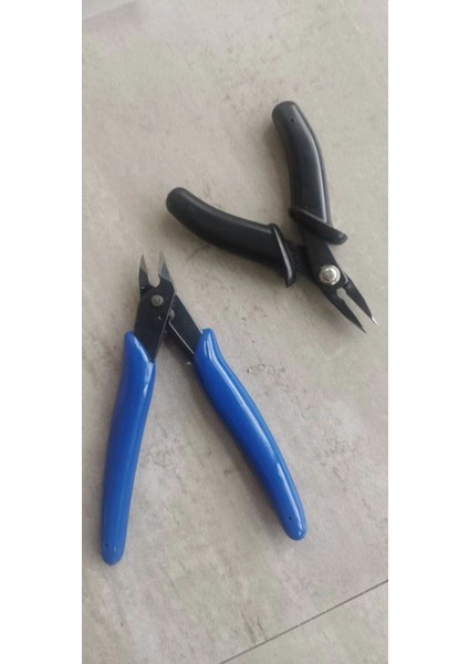 Yeni 3D Mini Üç Boyutlu Metal Çizgi Film Puzzle Yapboz Modeli Doğum Günü (Yurt Dışından)