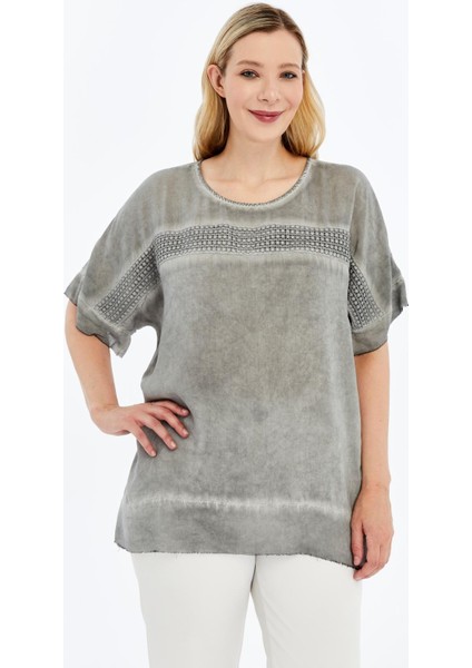 Dantel Detaylı Büyük Beden Yıkamalı Bluz Füme
