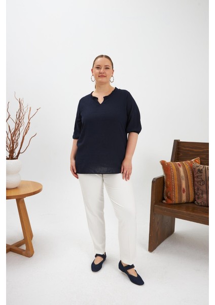 Volanlı V Yaka Kısa Kol Kadın Bluz Lacivert indirimleri