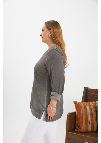 Büyük Beden Pul Payet Detay Bluz Füme fırsatları
