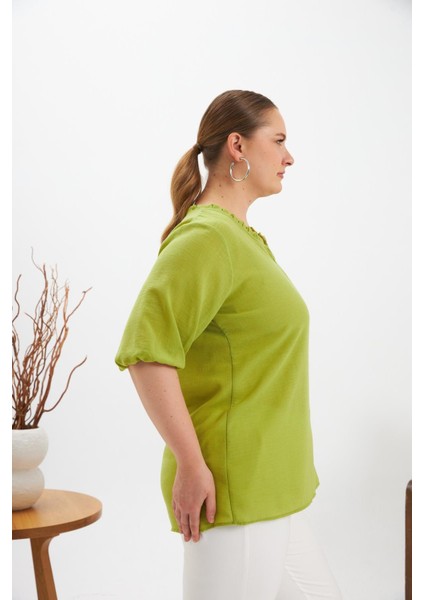 Volanlı V Yaka Kısa Kol Kadın Bluz Oliv fiyatları