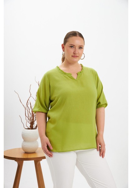 Volanlı V Yaka Kısa Kol Kadın Bluz Oliv modelleri