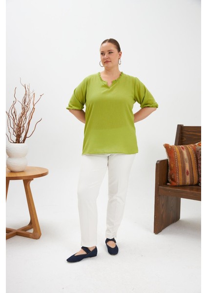 Volanlı V Yaka Kısa Kol Kadın Bluz Oliv fırsatları