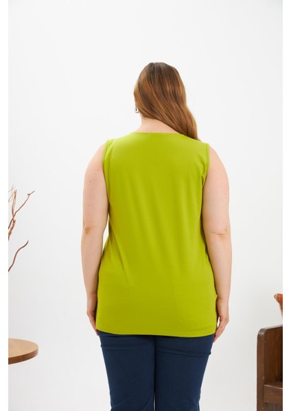 Taş Detaylı Büyük Beden Kolsuz Bluz Oliv fırsatları