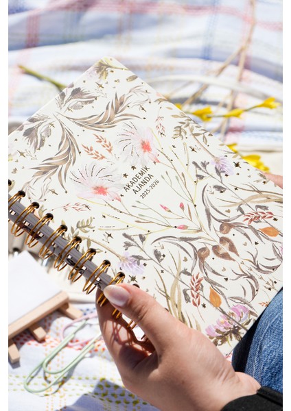 2025-2026 Akademik Ajanda A5- Motivasyon Sayfalı Wild Harmony fırsatları