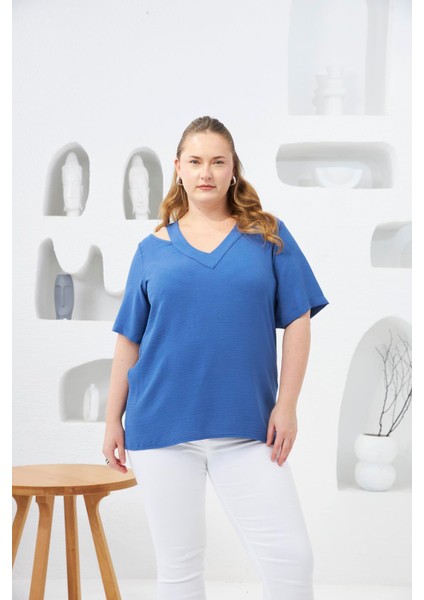 Yaka Detaylı Büyük Beden Bluz Indigo