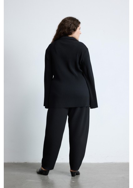 Darıan V Yaka Piliseli Büyük Beden Gömlek Siyah modelleri