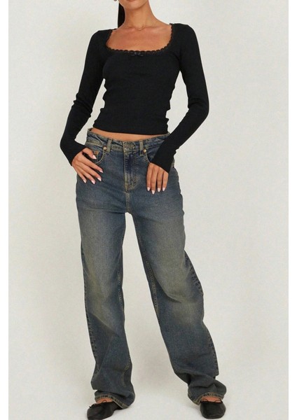 Kadın Siyah Kare Yaka Dantelli Uzun Kollu Crop Top Bluz fırsatları