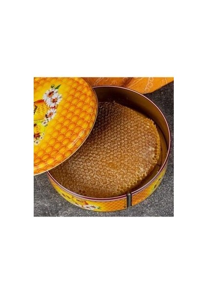 Kendi Arılarımızdan 1kg Süzme Bal Tatların Özünü Yansıtan, Kendine Özgü Lezzet Profiliyle