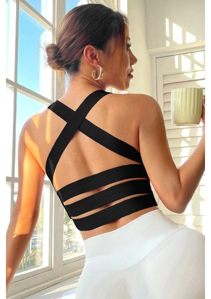 Kadın Siyah Sırtı Çapraz Lastik Detaylı Crop Top Bluz
