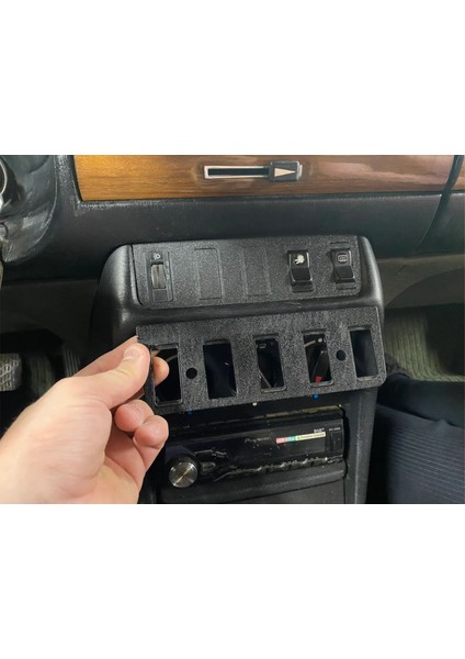 Mercedes Benz W123 Orta Konsol Anahtar Paneli - Abs Plastik Siyah Renk (1976-1985 Uyumlu) modelleri