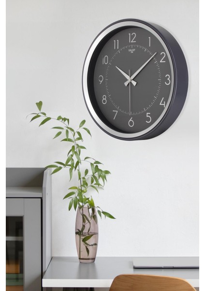Füme Kasa Gri Çerçeve Duvar Saati 37 cm