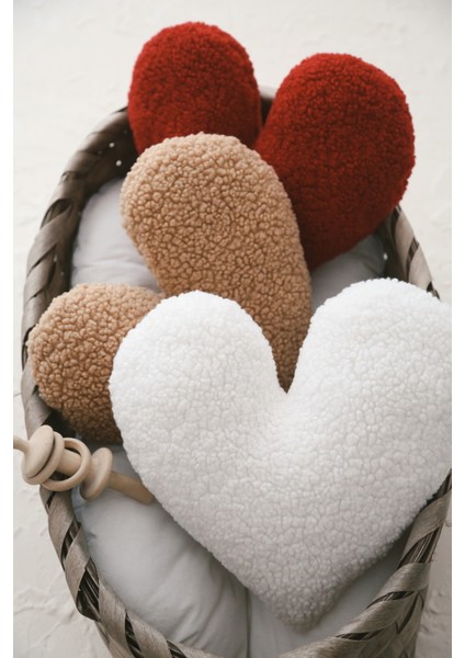 Teddy Kırmızı Kalp Yastık