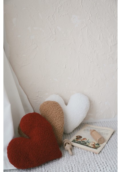 Teddy Kırmızı Kalp Yastık