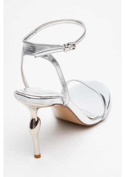 Jasmin Gümüş Cilt Tek Bantlı Kadın Topuklu Ayakkabı indirimleri