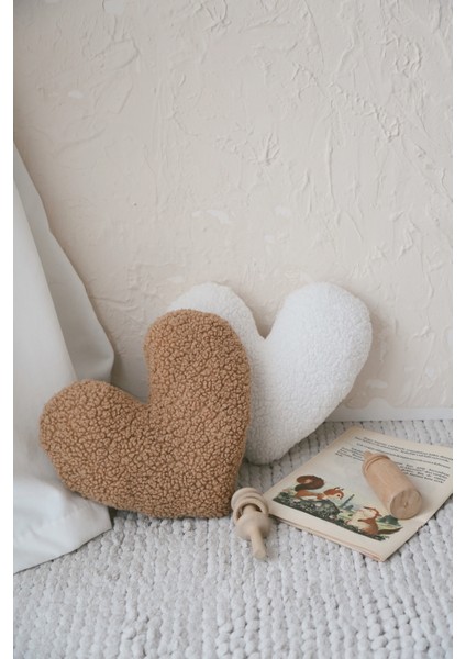 Teddy Kahve Kalp Yastık fırsatları