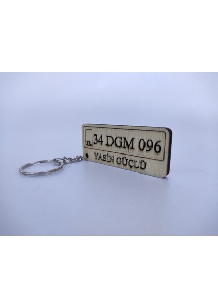 Kişiye Özel Yazılı Ahşap Anahtarlık – Plaka ve Isim Detaylı Lazer Kesim – Kavak Kontraplak