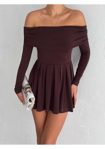 Kadın Omzu Açık Madonna Yaka Vücudu Saran Pileli Mini Şık Elbise MNN7139