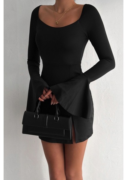 Kadın Siyah Kare Yaka Sırt Dekolteli Kolu Volanlı Yırtmaç Detaylı Mini Elbise MNN8761 modelleri