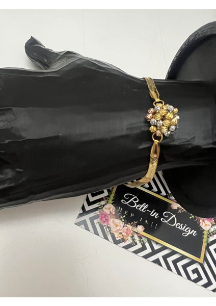 Altın Renk Çelik Çok Renkli Boncuk Detaylı Bileklik fiyatları