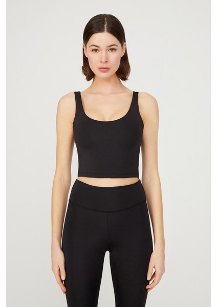 Siyah Hafif Destekli Sırt Detaylı Kaplı Crop Top Spor Büstiyer modelleri