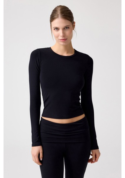 x Melodi Siyah Uzun Kollu Kısa Bluz Long Fitted