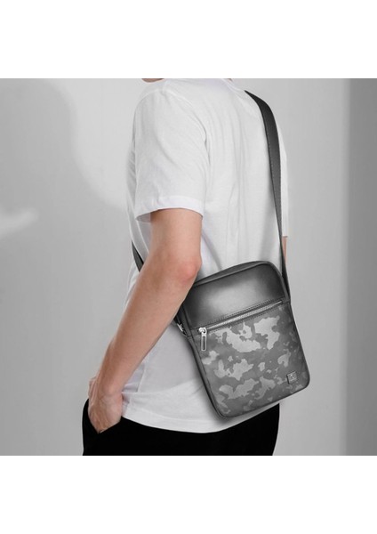 Salem Serisi Sling Su Geçirmez Polyester Kumaş Çapraz Askılı Vücut Çantası Siyah