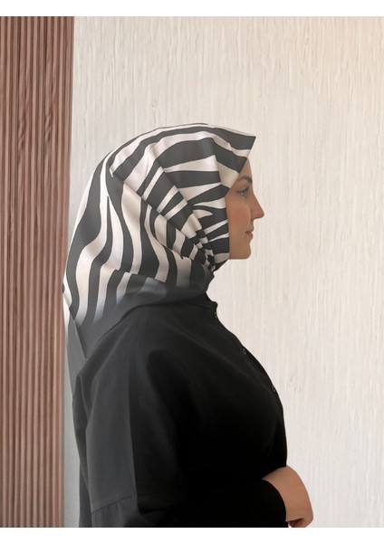 Zebra Desen Twill Eşarp- Sarqa Scarft