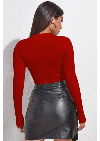 Kadın Kırmızı Göğüs Dekolteli Uzun Kollu Cut Out Crop Top Bluz fiyatları