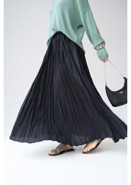 Yüksek Bel Piliseli Uzun Etek Siyah