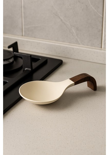 Masif Ahşap Saplı Kaşık Altlığı – Modern Kepçe Tutucu, Minimal Mutfak Kaşıklık Standı 25 cm