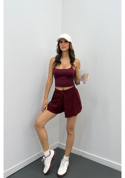 Helis Bordo Mini Dökümlü Şort fırsatları